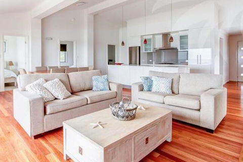 Blueys Bliss 1 - Tourism Hervey Bay 5