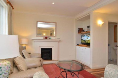 Villa Executive 2br Rose Resort Condo Located Within Cypress Lakes Resort (nothing Is More Central) - Hervey Bay Accommodation 7