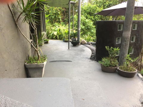 Earthship Daintree - Tourism Hervey Bay 2