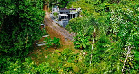 Earthship Daintree - Tourism Hervey Bay 6