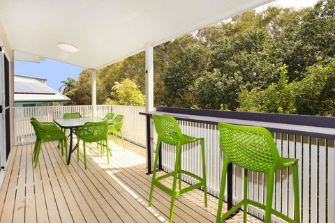 Unit 1 On The Park Coolum Beach - Hervey Bay Accommodation 4