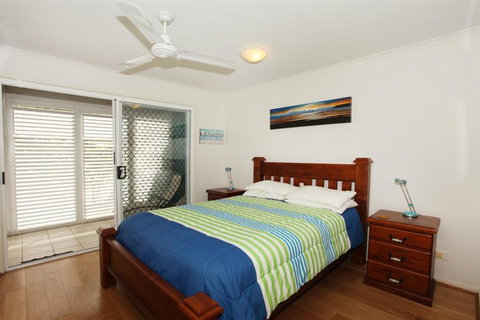 Unit 1 On The Park Coolum Beach - Hervey Bay Accommodation 6