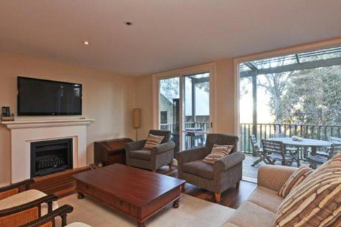 Villa 3br Vista Resort Condo Located Within Cypress Lakes Resort (nothing Is More Central) - Hervey Bay Accommodation 5