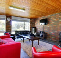 47 Anderson with Pool in Cowes - Hervey Bay Accommodation