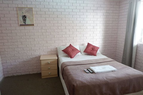 Fantasy Ocean Holiday House - Hervey Bay Accommodation 1
