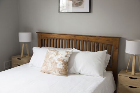 Wayfarers Cottage - Hervey Bay Accommodation 0