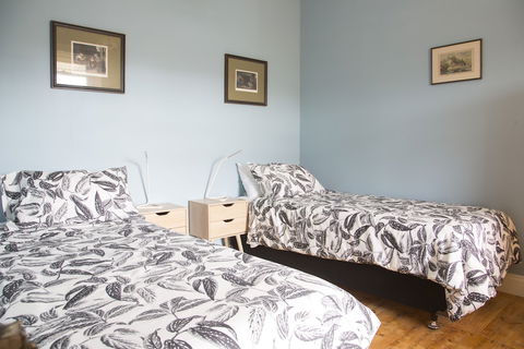 Wayfarers Cottage - Hervey Bay Accommodation 3
