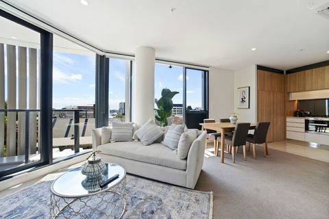 Modern Ultra Clean In The Heart Of Convenience - Tourism Hervey Bay 2