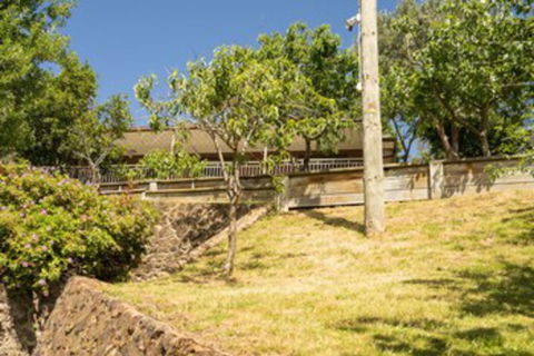 Loquat Hill - Hervey Bay Accommodation 1