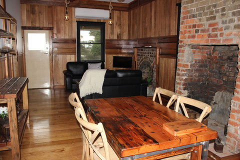 The Cottage - Hervey Bay Accommodation 0