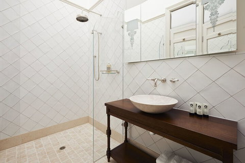 Le Mas Barossa - Hervey Bay Accommodation 3