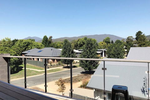 Mountain Mist Retreat 5 Bedroom - Hervey Bay Accommodation 7
