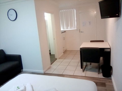 Appin Village Motel - Tourism Hervey Bay 4