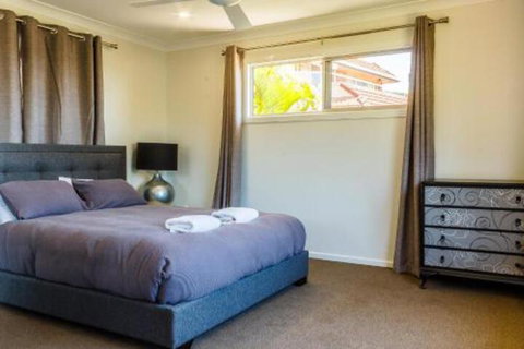 Two Islands At The Jetty - Hervey Bay Accommodation 6