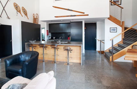 Powder 2b - Hervey Bay Accommodation 1