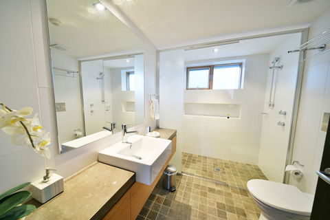 Powder 2 - Hervey Bay Accommodation 1