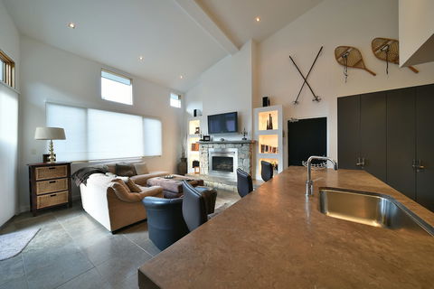Powder 2 - Hervey Bay Accommodation 5