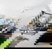 Victoria Square Apartment Broadbeach Level 9 - Tourism Hervey Bay