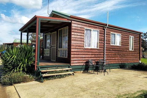 Holbrook Motor Village - Hervey Bay Accommodation 4