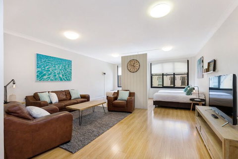 Ultimo Hackett Apartments - Hervey Bay Accommodation 6