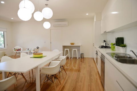 7 Gilmore Smiths Beach House - Hervey Bay Accommodation 3