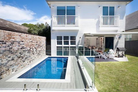 Bay House - Hervey Bay Accommodation 0