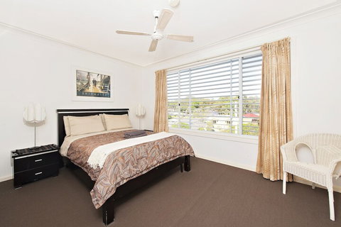 Shoal Bay Riggers - Hervey Bay Accommodation 7