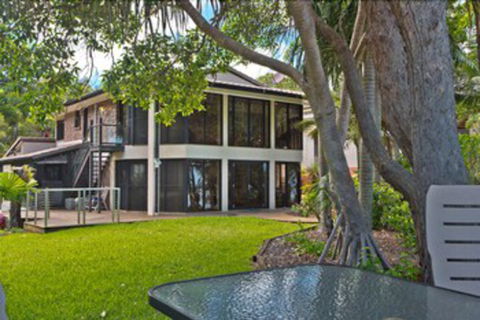 Seaclusion - Hervey Bay Accommodation 5