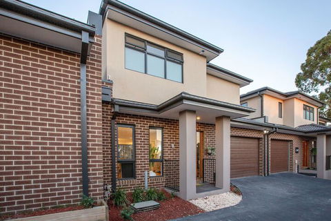 AUJOY 3 Bed Townhouse Burwood 3 - Tourism Hervey Bay 7