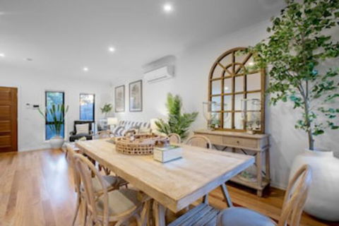 AUJOY 3 Bed Townhouse Burwood 3 - Tourism Hervey Bay 0