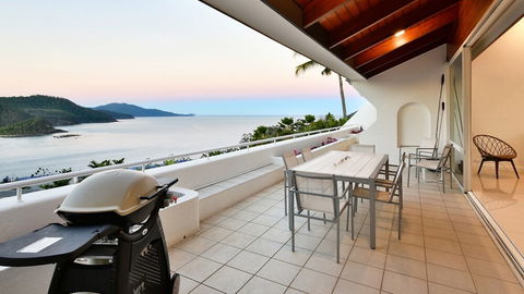 Bella Vista E9 Ocean View Spacious 2 Bed - Hervey Bay Accommodation 0