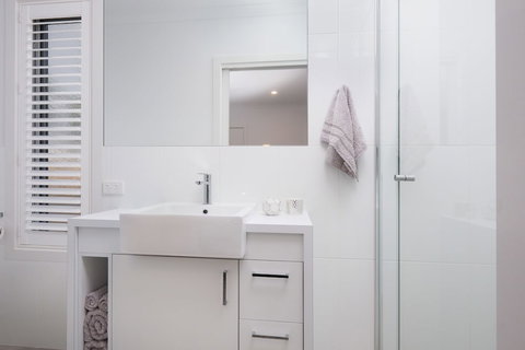 Albury Yalandra Apartment 4 - Hervey Bay Accommodation 5