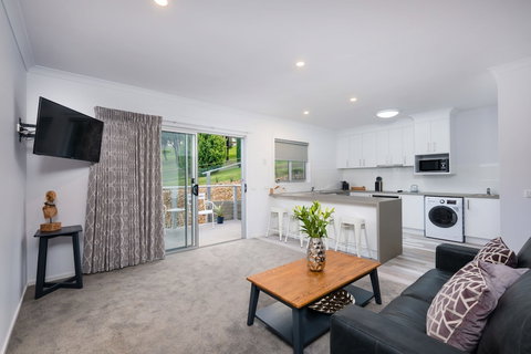 Albury Yalandra Apartment 4 - Hervey Bay Accommodation 1