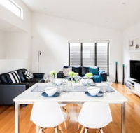 Centrepoint Units Ivanhoe - Hervey Bay Accommodation