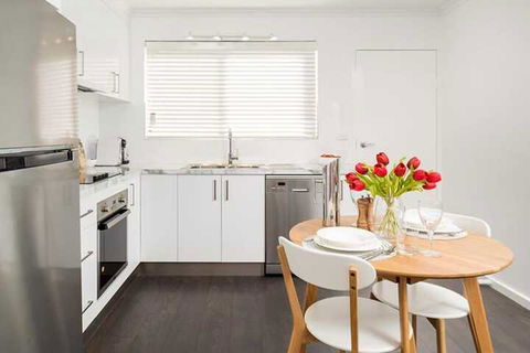 Understated Elegance Affordable Luxury - Hervey Bay Accommodation 5