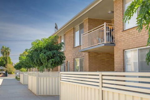 Sleeping In Style Central & Sophisticated - Hervey Bay Accommodation 0