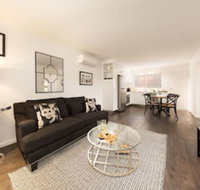 The Manhattan Central  Sophisticated - Hervey Bay Accommodation