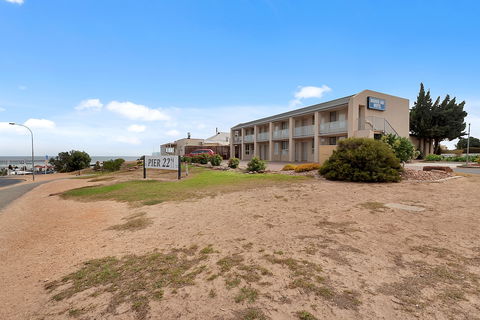 Moonta Bay Motel - Hervey Bay Accommodation 0