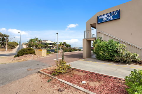 Moonta Bay Motel - Hervey Bay Accommodation 1