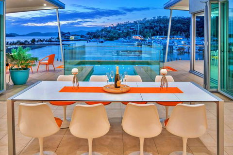 Pavillions Penthouse 25 Hamilton Island - Hervey Bay Accommodation 4