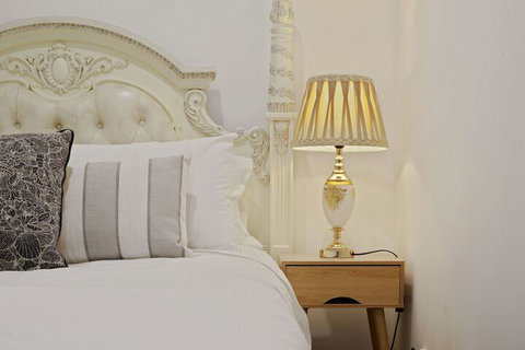 HomeHotel Cozy Duplex In Serene Suburb - Hervey Bay Accommodation 3