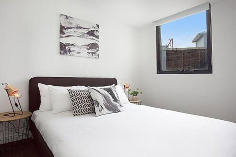 Urban Rest The Little Oxford - Hervey Bay Accommodation 1