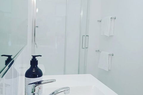 Old White Church Bed & Breakfast - Hervey Bay Accommodation 3
