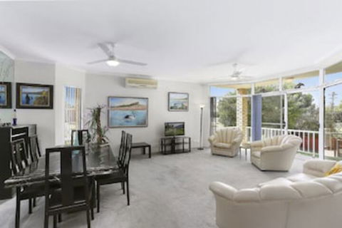 Solitaire 1 Sawtell NSW - Hervey Bay Accommodation 0