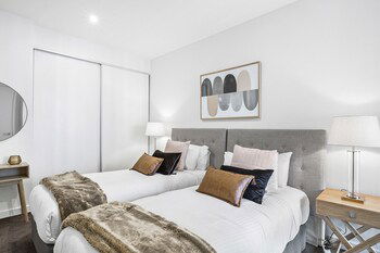 Heathland Views - Tourism Hervey Bay 4