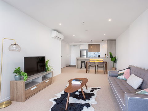 Premium Ocean View Apartment By Serain Residences - Tourism Hervey Bay 3