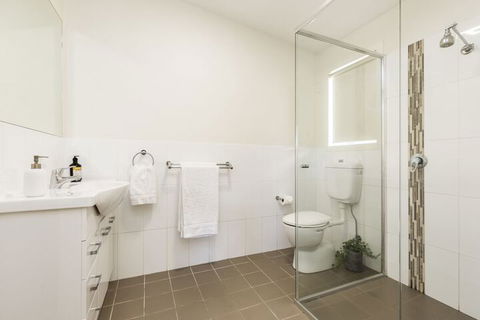 2 Bedroom With Parking Near Central Cessnock - Hervey Bay Accommodation 5
