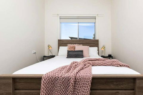 2 Bedroom With Parking Near Central Cessnock - Hervey Bay Accommodation 3