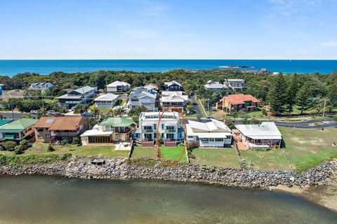 Nosie 1 Sawtell NSW - Tourism Hervey Bay 1