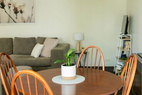 Two Bedroom Gem Short Drive To MONA - Tourism Hervey Bay 5